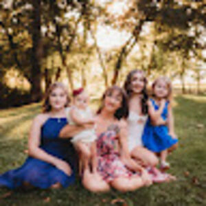 Meet your Posher, Lyndsey